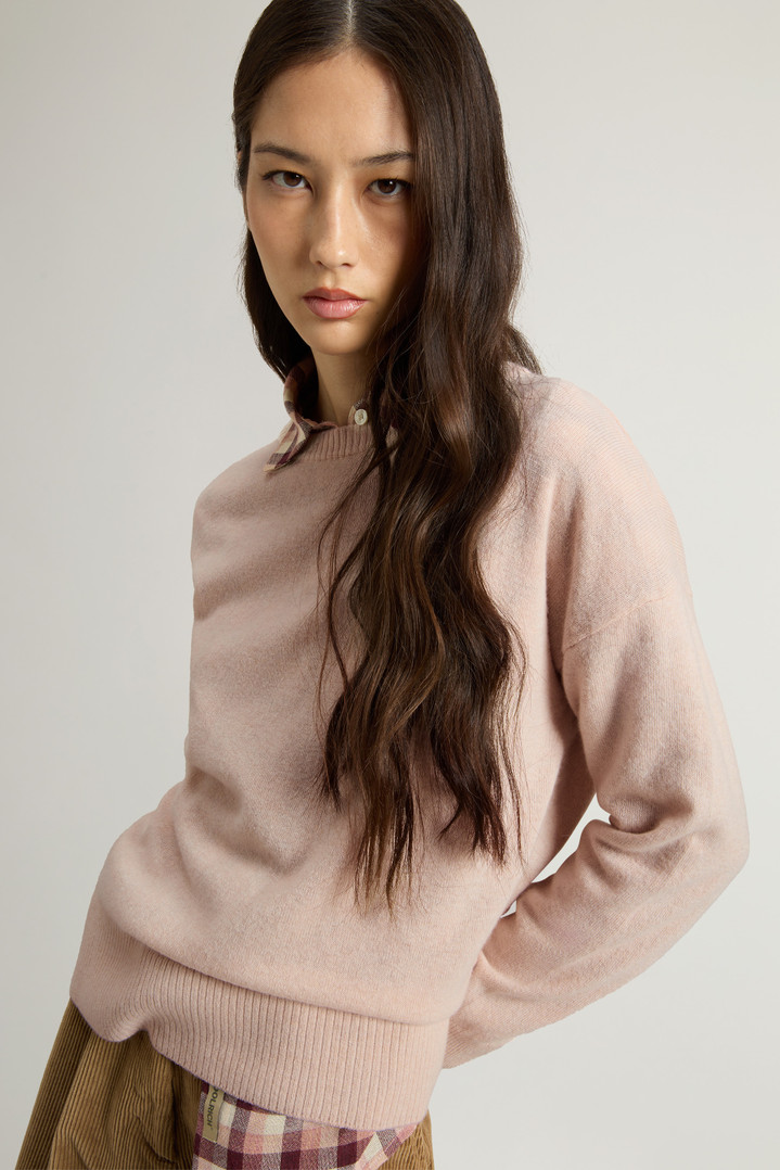 Crewneck Sweater in Virgin Wool and Cashmere Blend Pink photo 4 | Woolrich