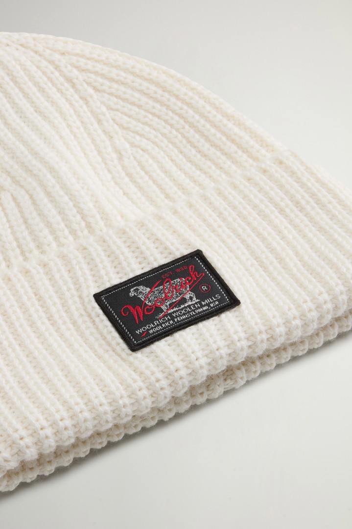 WM PATCH BEANIE White photo 4 | Woolrich