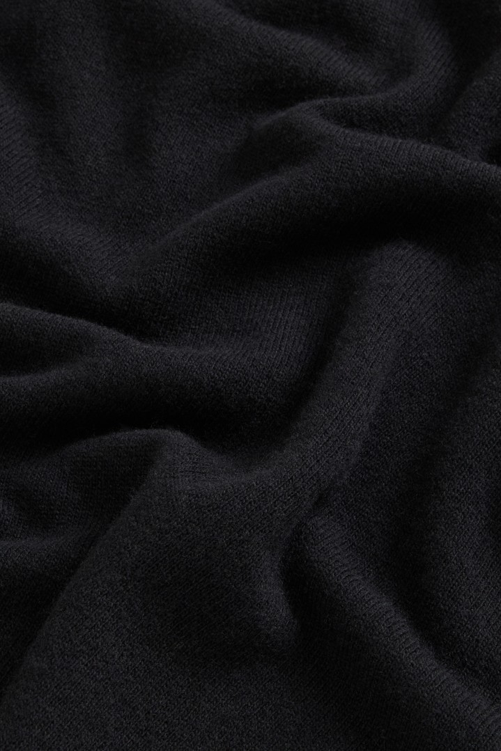 Crewneck Sweater in Wool and Cashmere Blend Black photo 6 | Woolrich