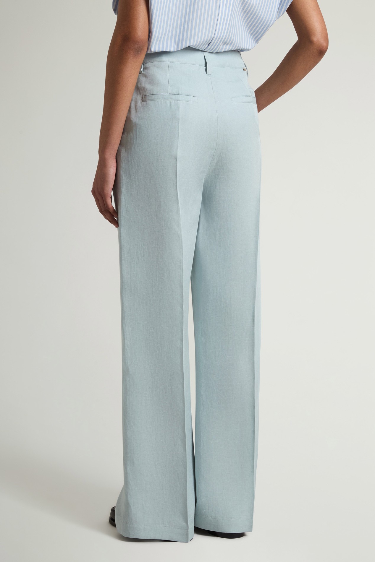 Pants in Linen Blend Blue photo 2 | Woolrich
