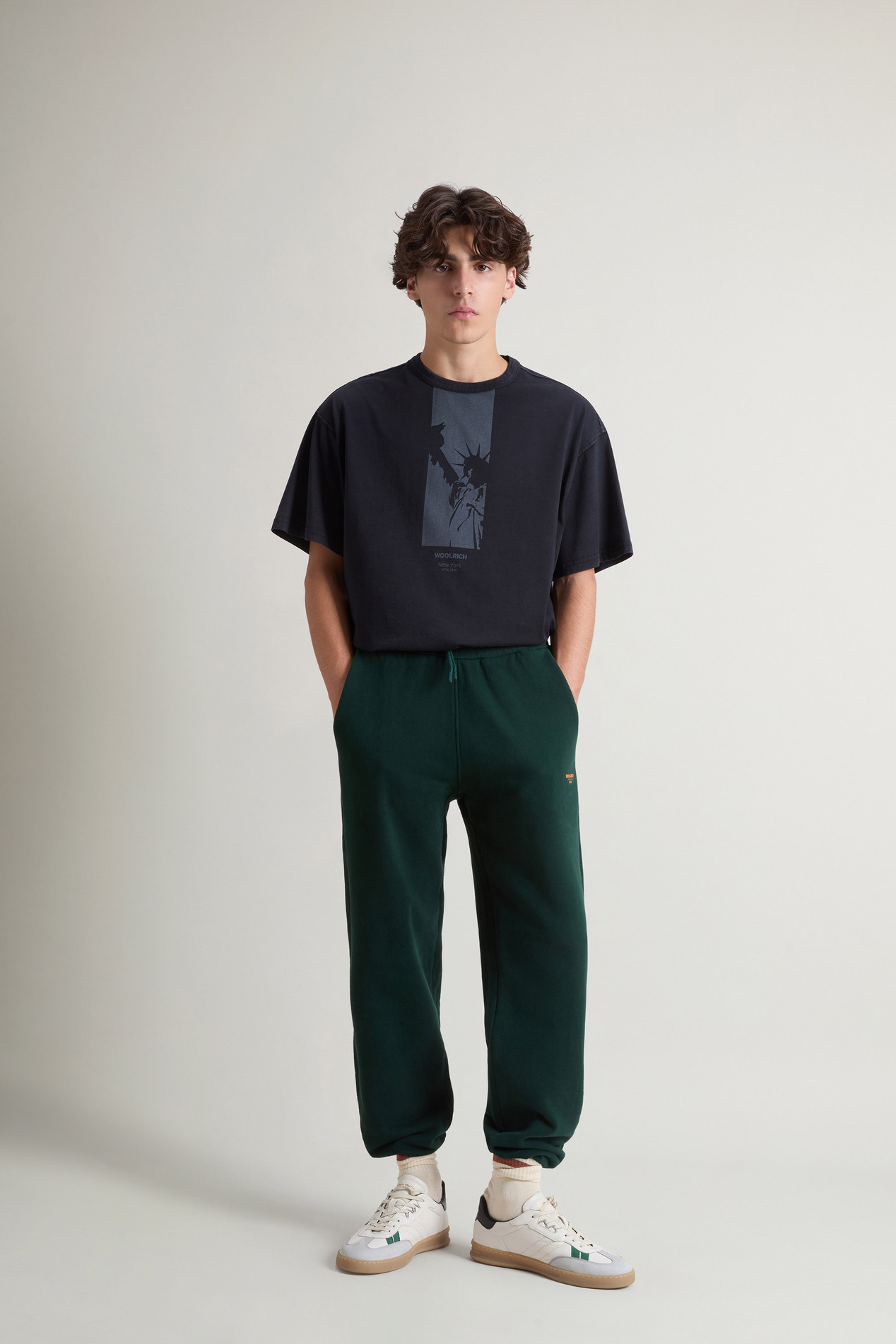 Teen Boys’ Garment-Dyed Pure Cotton T-Shirt with Print Black photo 2 | Woolrich