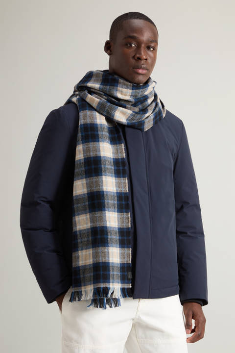 Scarf in Virgin Wool and Cashmere Blend with Checked Pattern Blue photo 2 | Woolrich