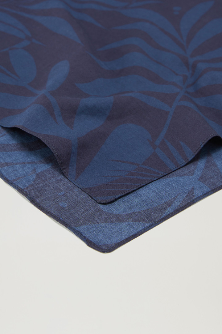 Garment-Dyed Printed Bandana in Pure Cotton Blue photo 3 | Woolrich
