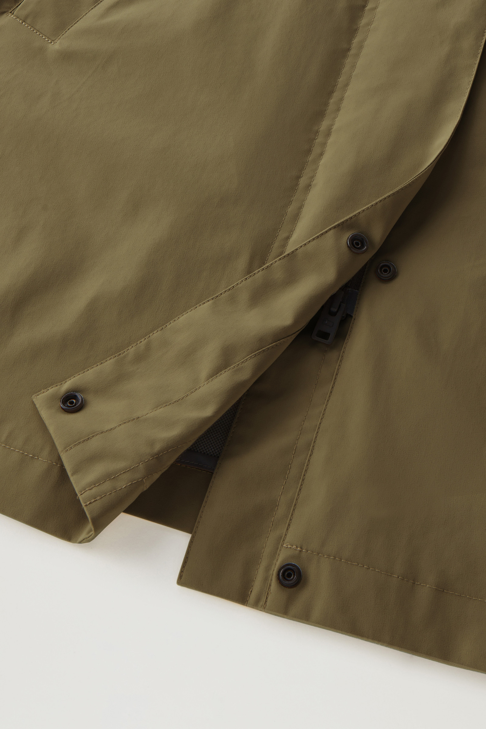 Fayette Light Trench Coat with Detachable Hood Green photo 10 | Woolrich