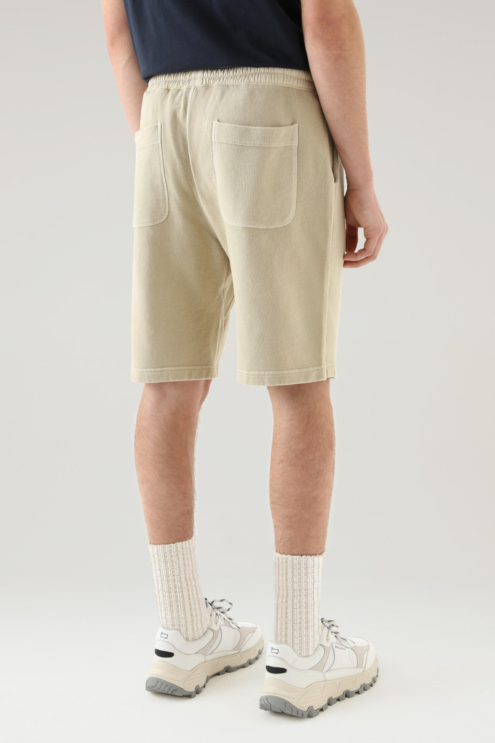 Pantalones cortos de algodón teñido en prenda Beige photo 2 | Woolrich