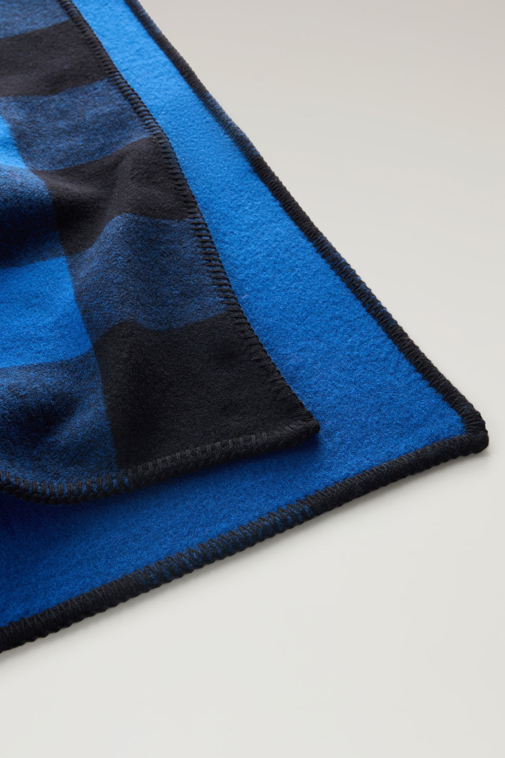 Double-Face Buffalo Check Blanket in Pure Wool Blue photo 3 | Woolrich