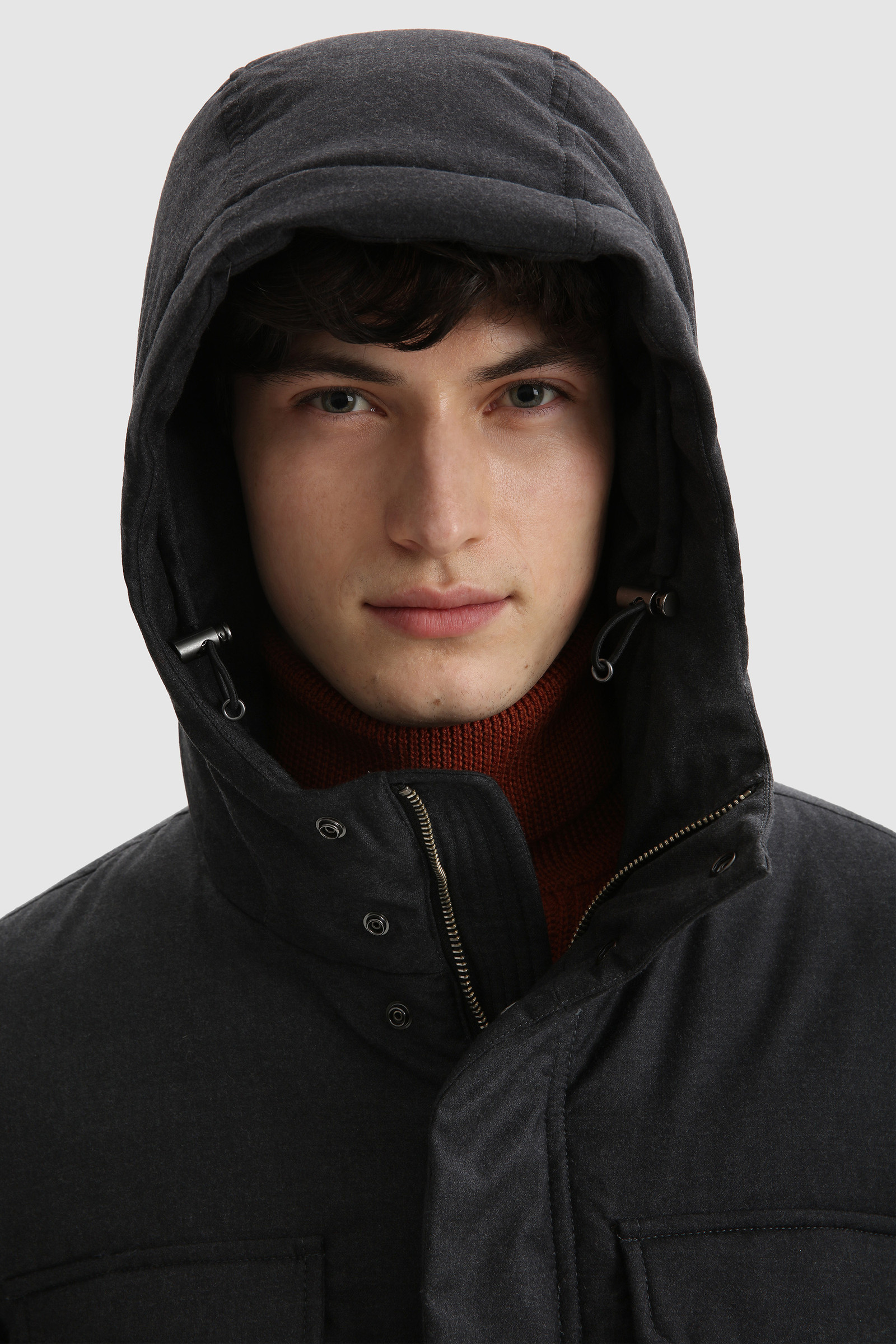 Giacca in lana italiana pregiata misto seta realizzata con un tessuto Loro Piana nero photo 5 | Woolrich