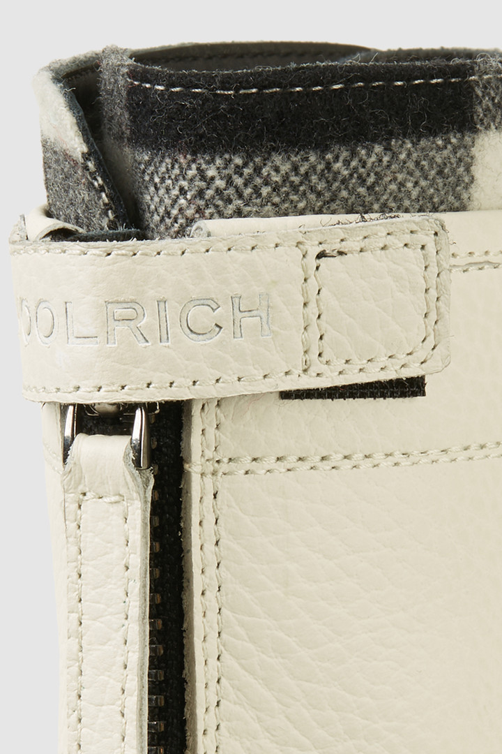 Work boot with check pattern