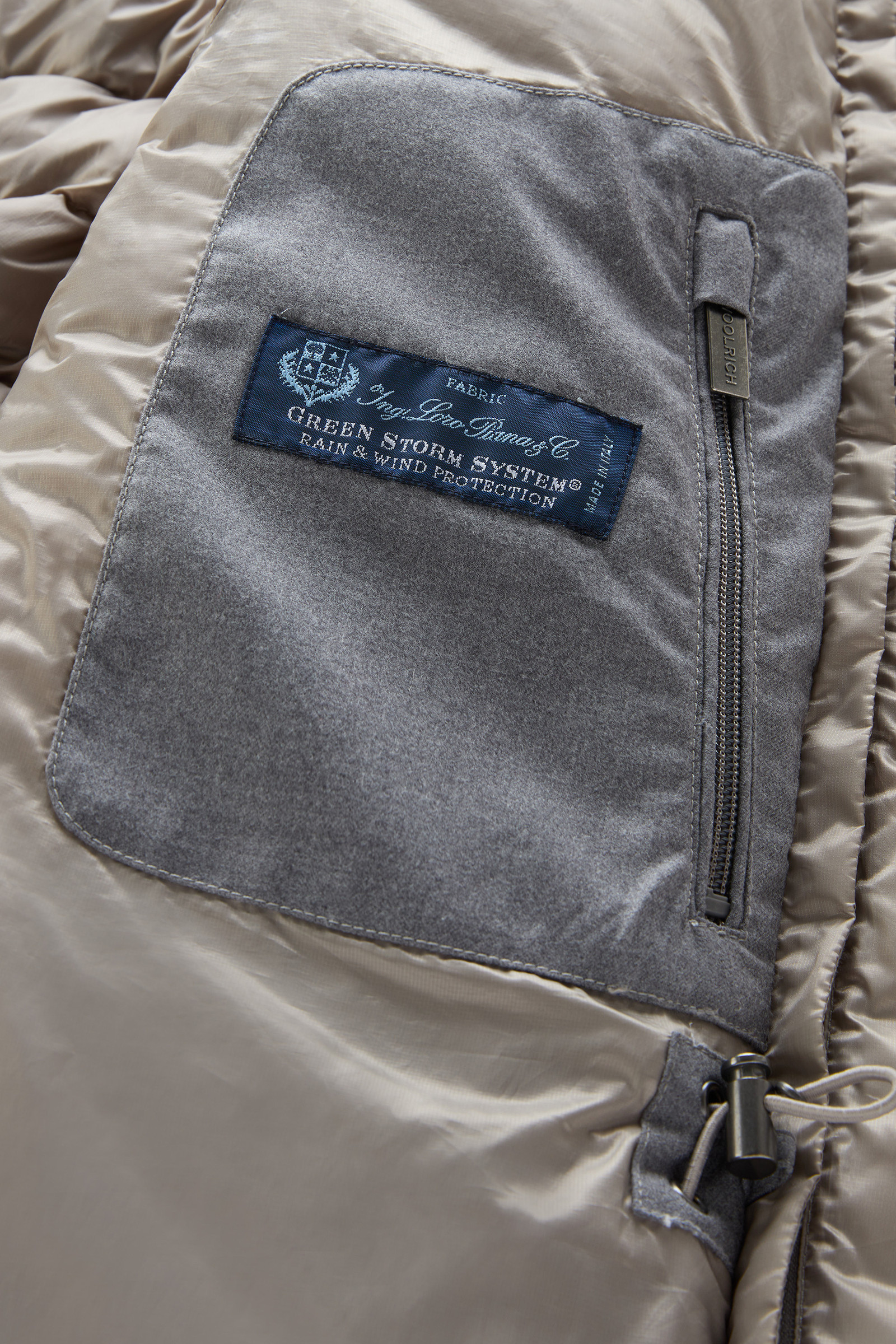 Luxury 2-In-1 Coat in Italian Wool and Silk Blend Crafted from a Loro Piana Fabric Grey photo 11 | Woolrich