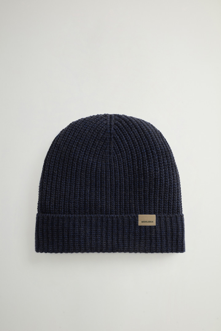 KNITTED RIBBED BEANIE Blauw photo 1 | Woolrich