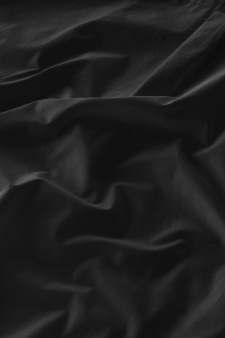 Chemisier à manches courtes en popeline de pur coton Noir photo 7 | Woolrich