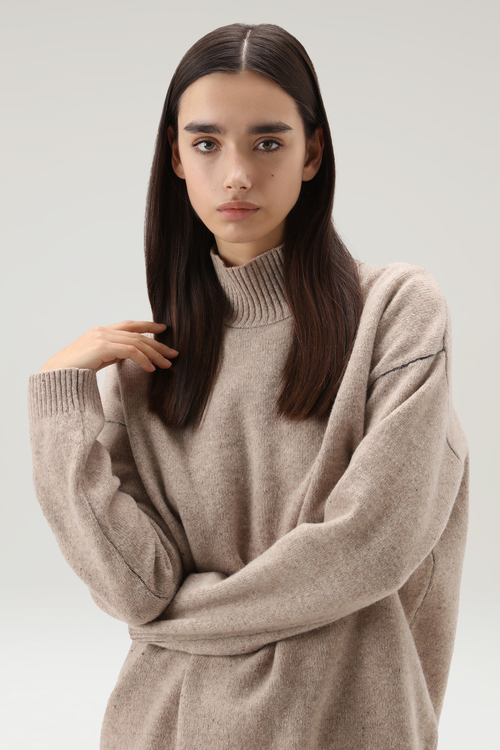 Suéter de cuello alto ligero de lana virgen marrón photo 4 | Woolrich