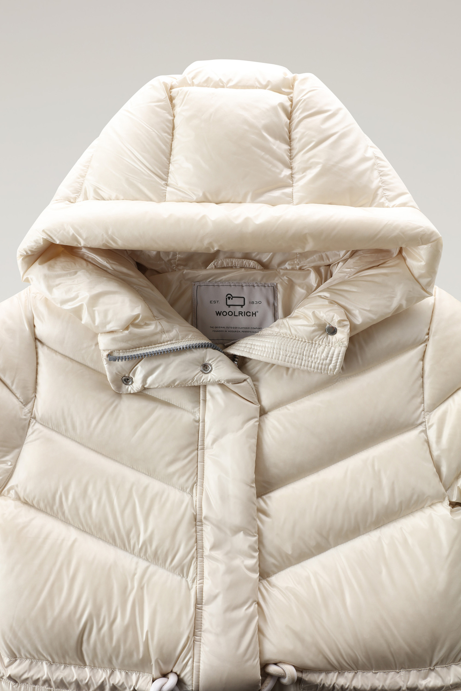 Piumino lungo Aliquippa satinato con coulisse in vita Beige photo 2 | Woolrich