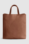 Tote bag with detachable strap