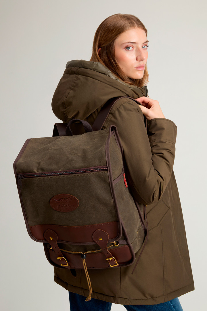 Mesabi Range Backpack in Waxed Pure Cotton Green photo 7 | Woolrich