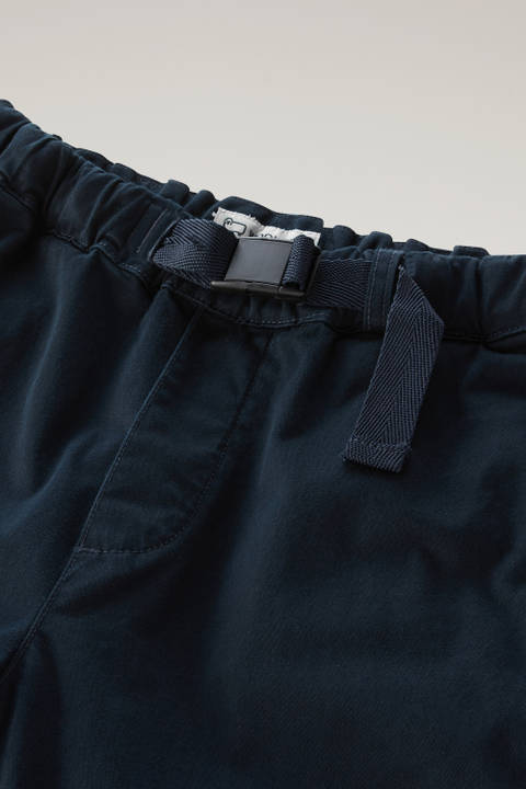 Stückgefärbte Hose aus Baumwoll-Stretch für Jungen Blau photo 2 | Woolrich