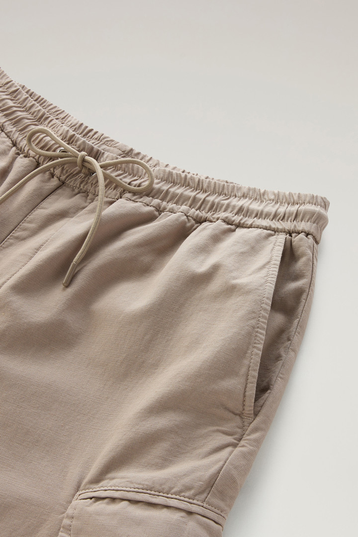 Garment Dyed Cargo Pants in Cotton-linen Blend Beige photo 6 | Woolrich