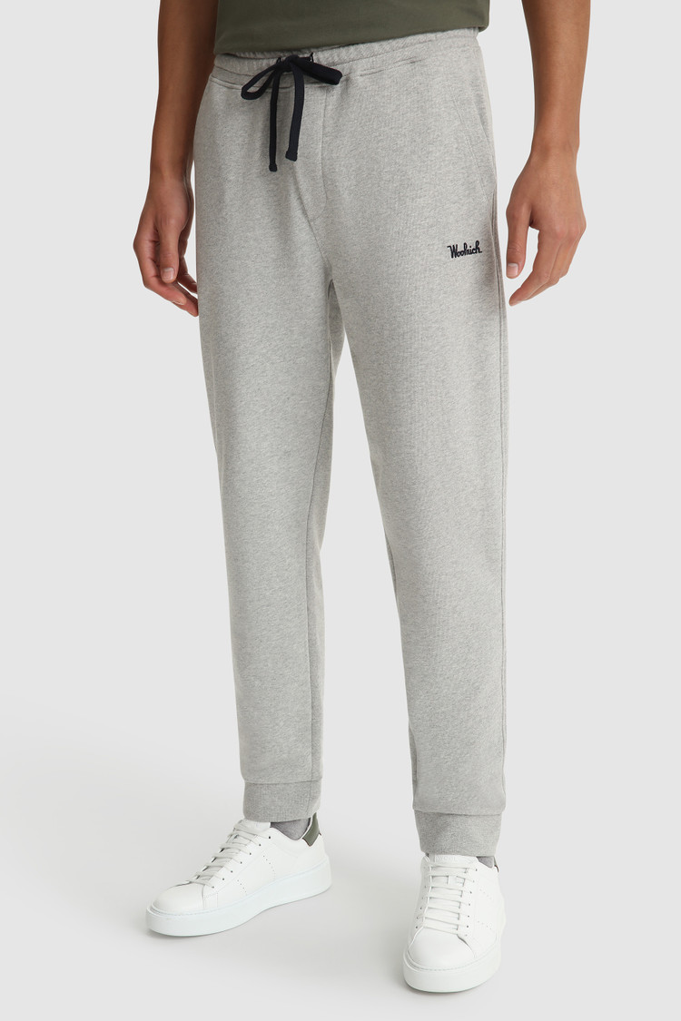 Pantaloni jogging Essential con logo ricamato