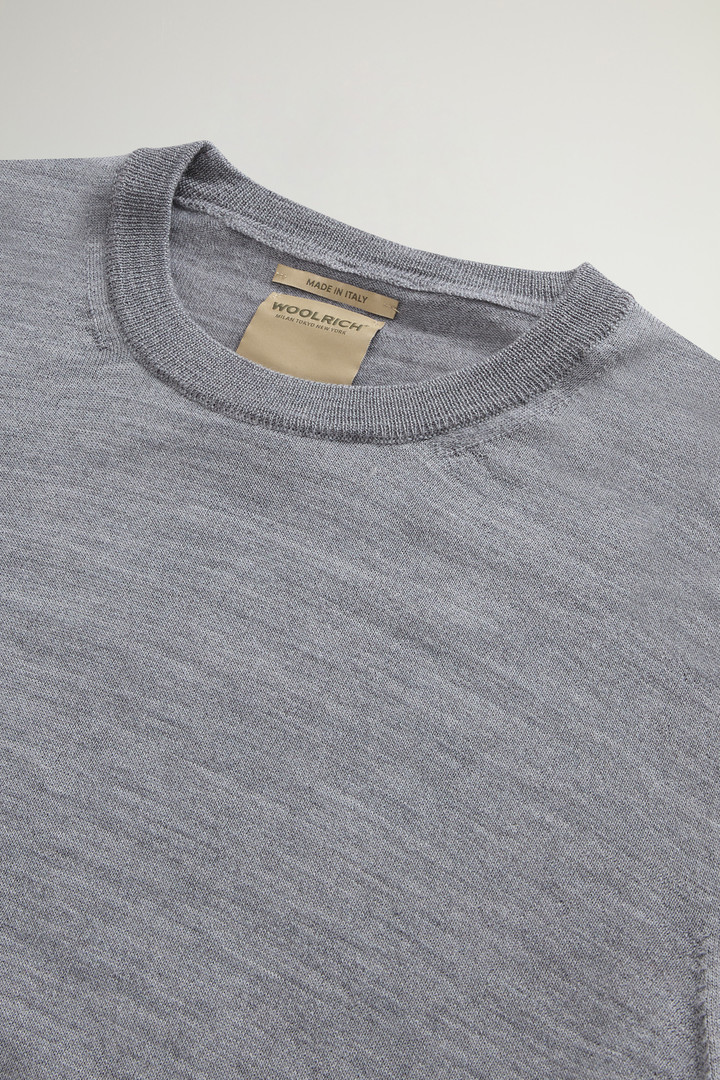 Crewneck Sweater in Pure Merino Virgin Wool Gray photo 6 | Woolrich