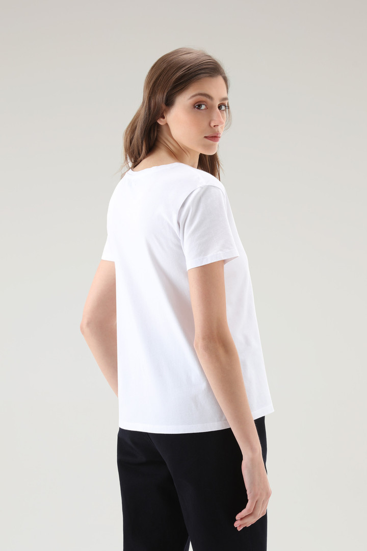 T-shirt à col en V en pur coton Blanc photo 3 | Woolrich