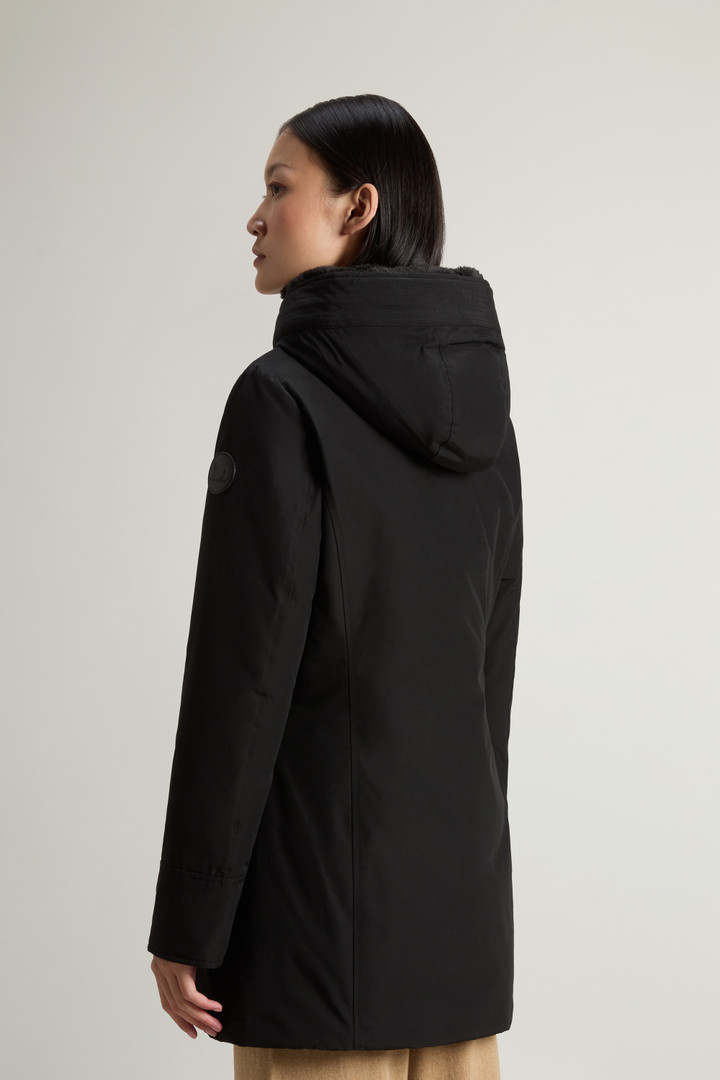 Boulder Parka in Ramar Cloth with Hood and Detachable Faux Fur Trim Black photo 3 | Woolrich