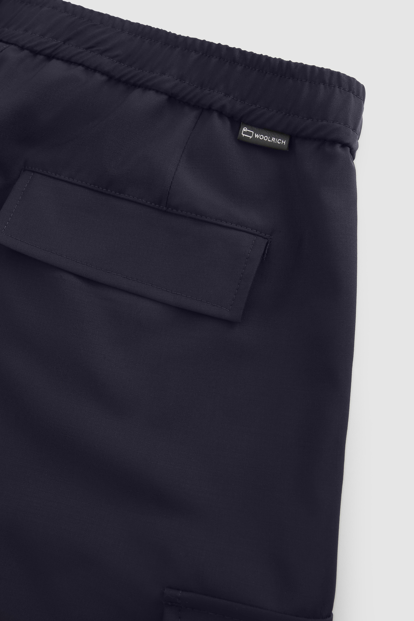 Short cargo en laine froide bleu photo 6 | Woolrich