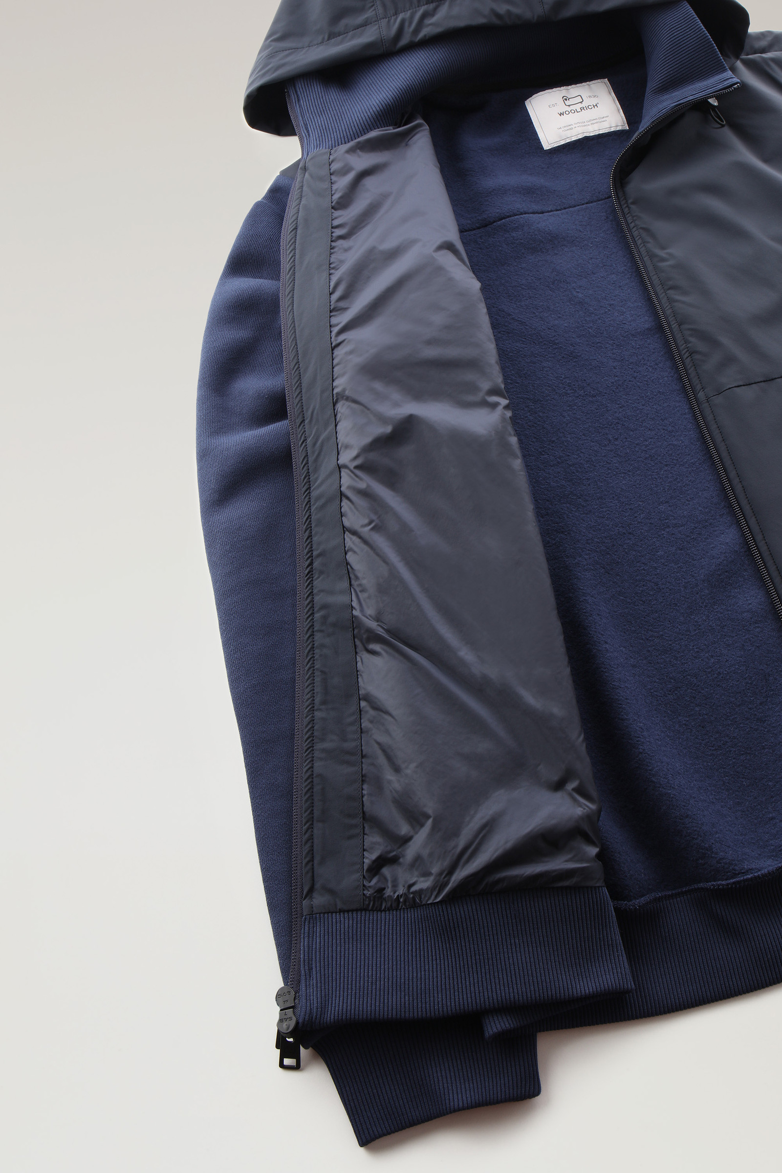 Kapuzenpullover aus Mikrofaser und Baumwolle blau photo 10 | Woolrich