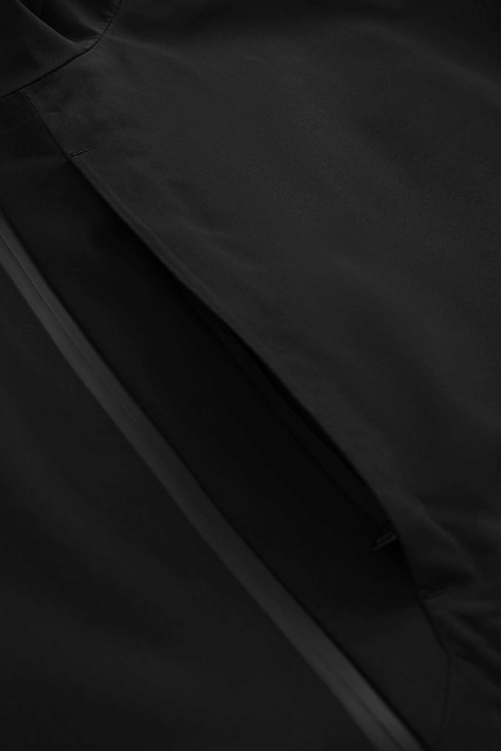 Veste Pacific ultralégère étanche à deux épaisseurs noir photo 6 | Woolrich