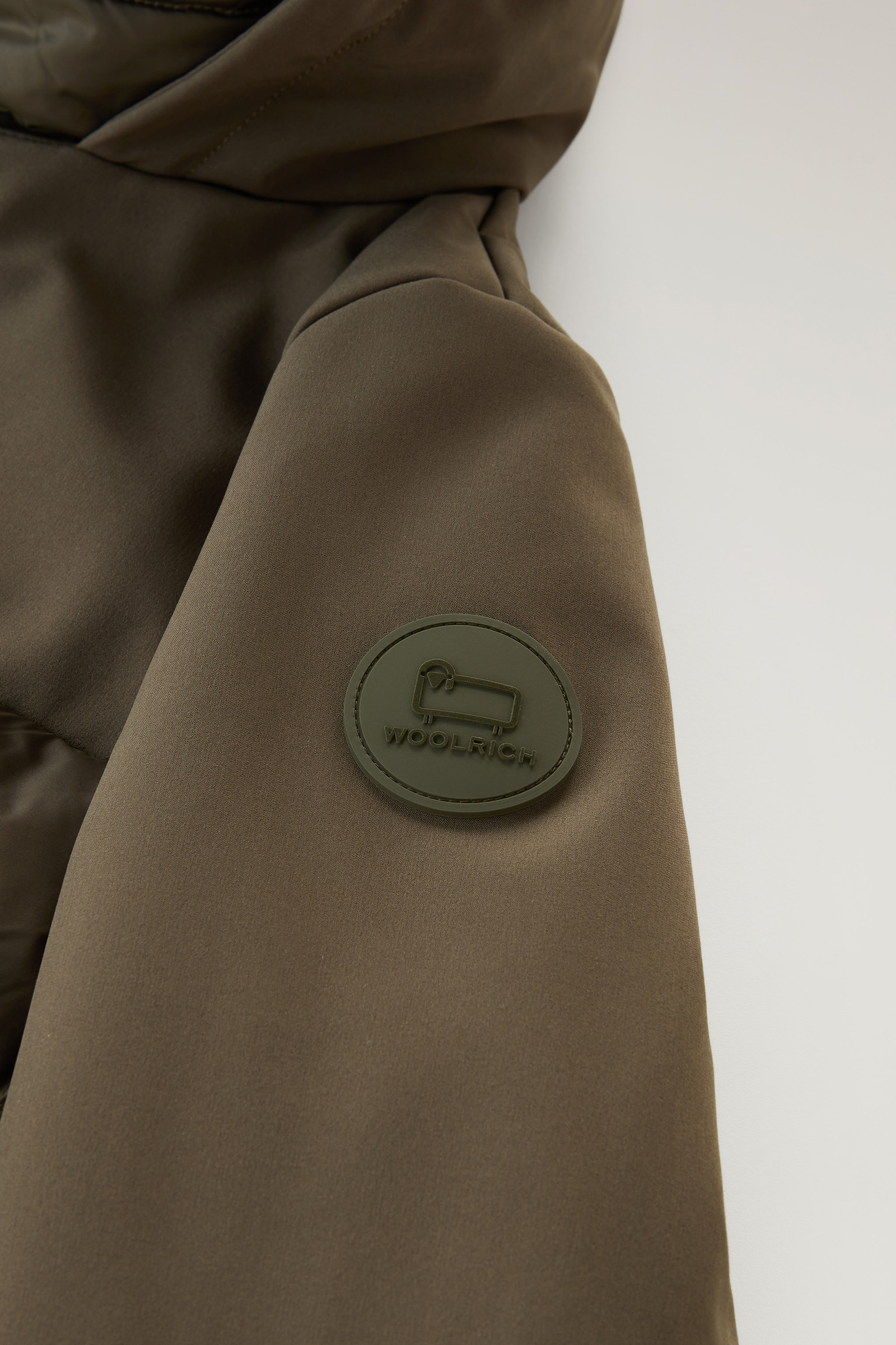 Hybrid Quilted Parka in Tech Softshell Green photo 7 | Woolrich