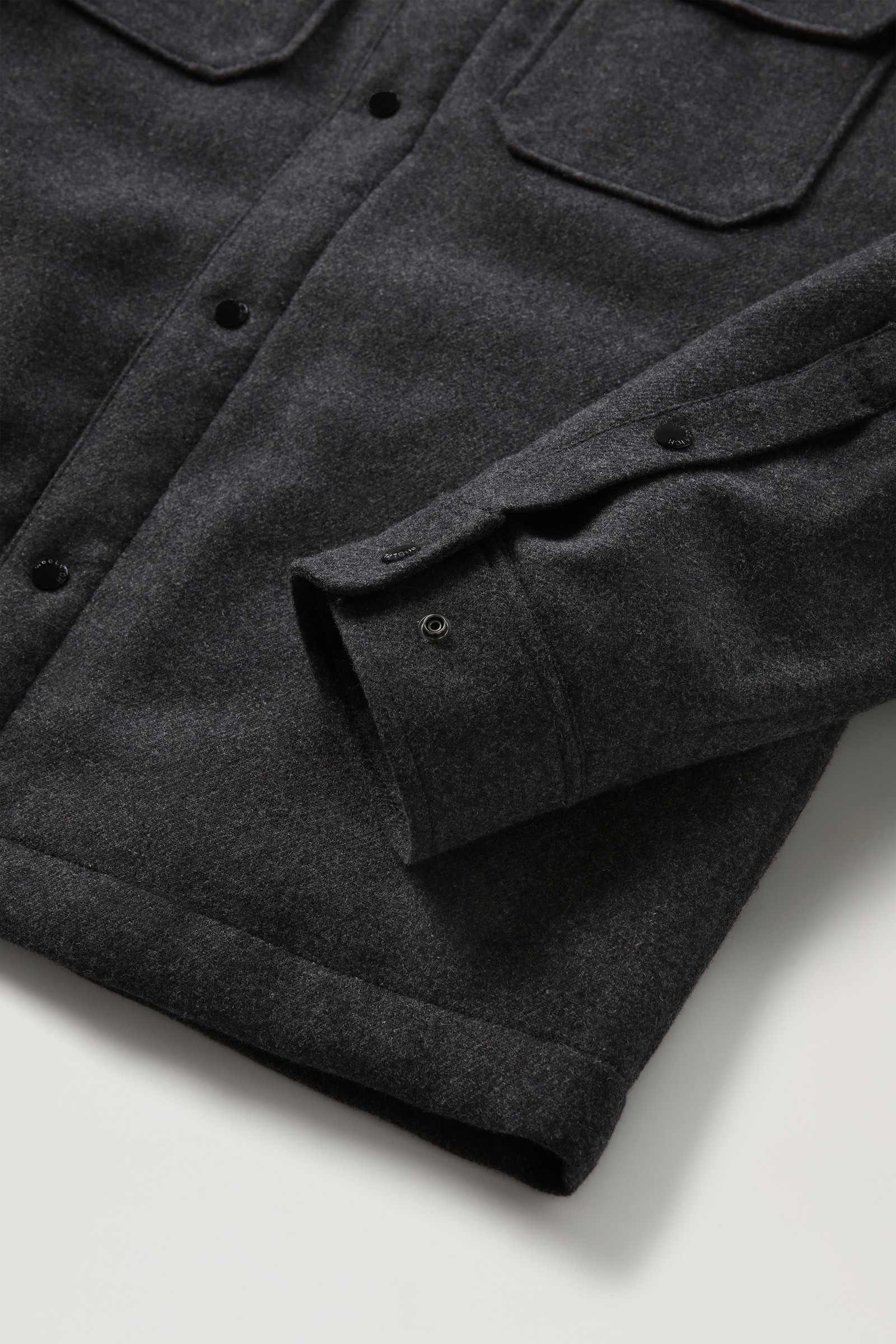 Padded Alaskan Overshirt in Recycled Melton Wool Grey photo 7 | Woolrich