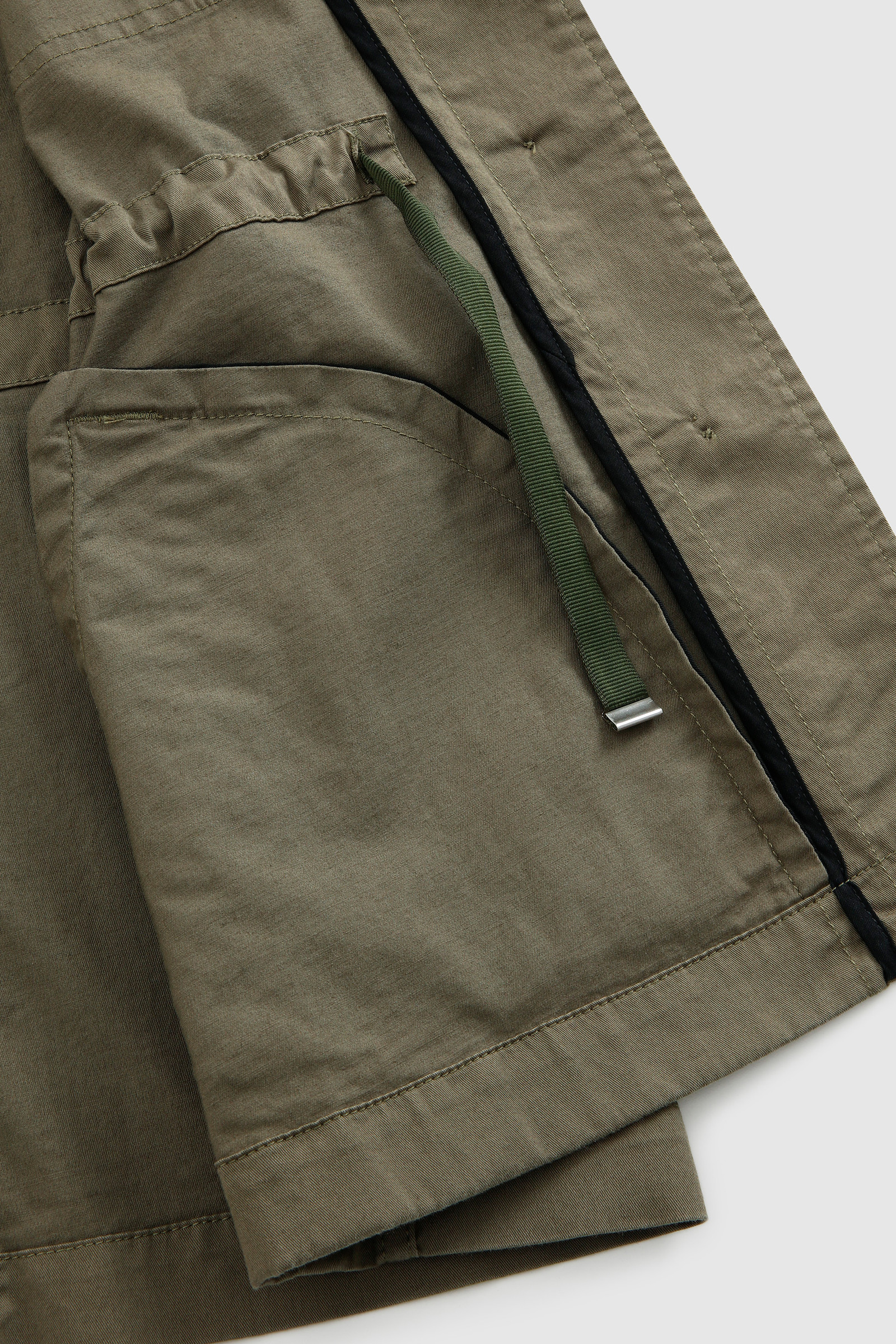 Sobrecamisa de algodón elástico verde photo 9 | Woolrich