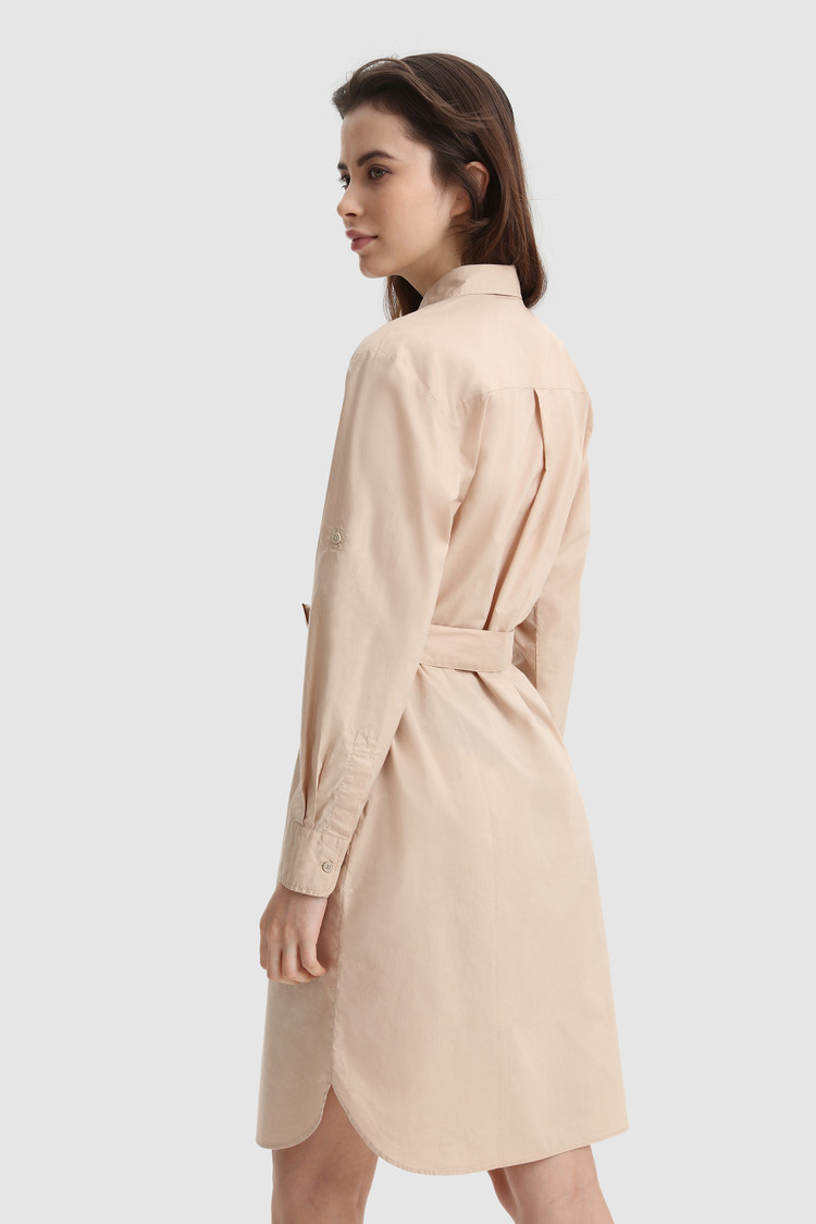 Vestido con cinturòn de popelina