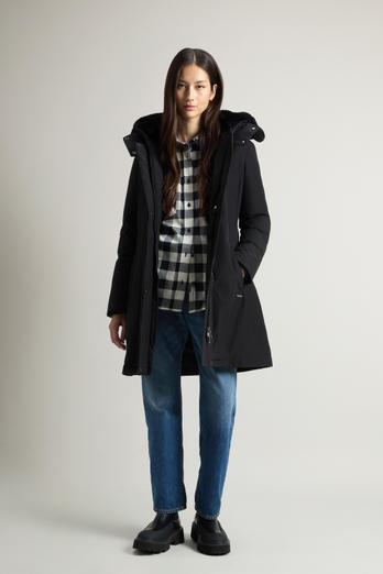 Bow Bridge Parka in Ramar Cloth with Faux Fur Black photo 1 | Woolrich