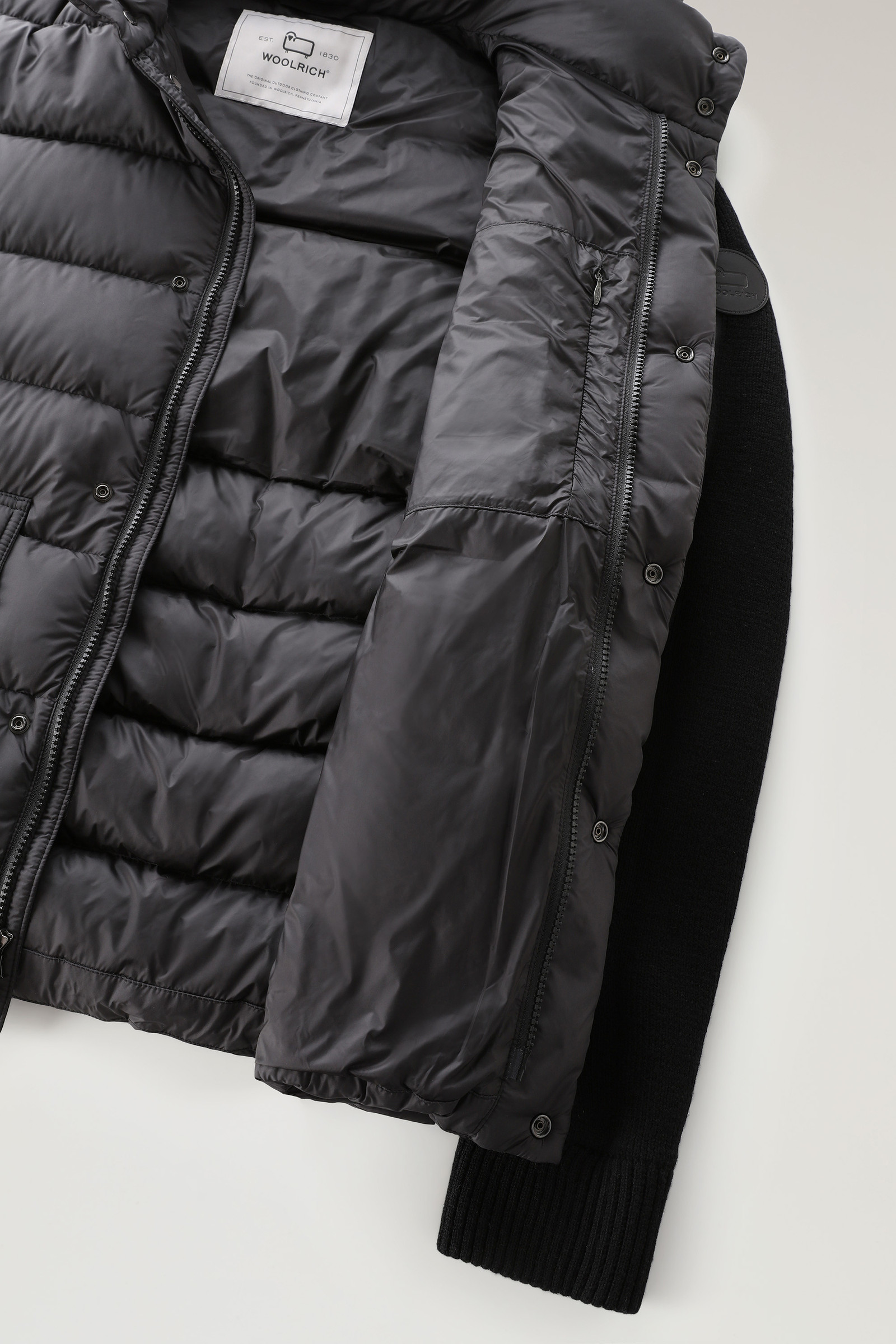 Sierra-Jacke mit Ärmeln aus Merinowolle und abnehmbarer Kapuze Schwarz photo 12 | Woolrich
