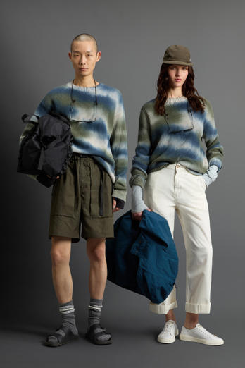 Pure Cotton Crewneck Sweater with Spray Print by Todd Snyder Multicolor | Woolrich