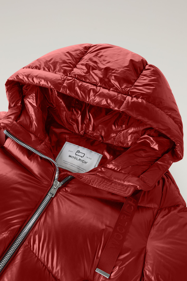 Aliquippa Short Down Jacket in Glossy Nylon Red photo 2 | Woolrich