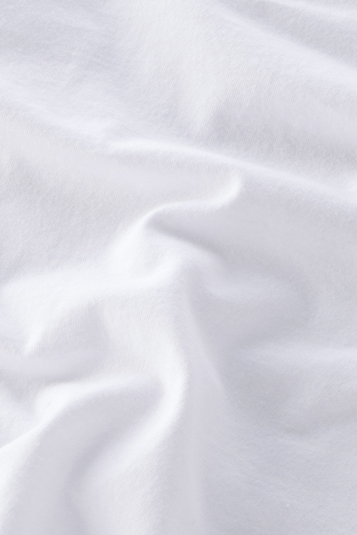 T-shirt à col en V en pur coton Blanc photo 7 | Woolrich