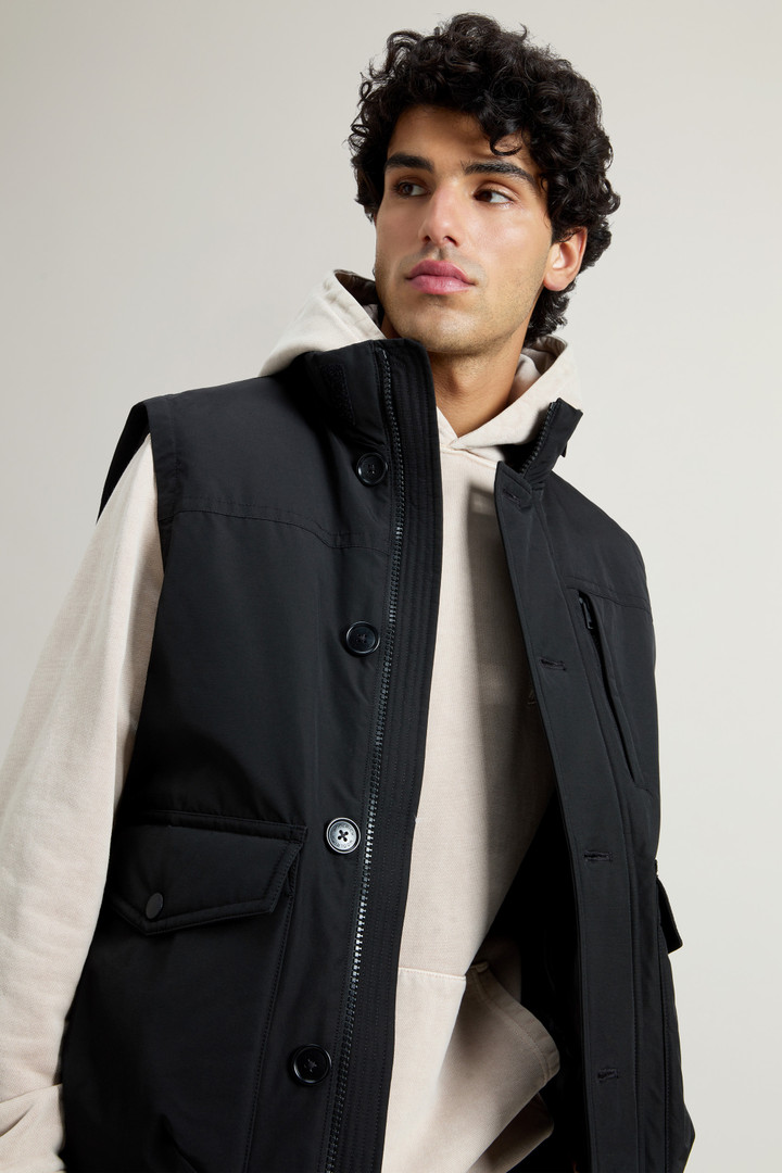 Padded Ramar Cloth Vest Black photo 4 | Woolrich