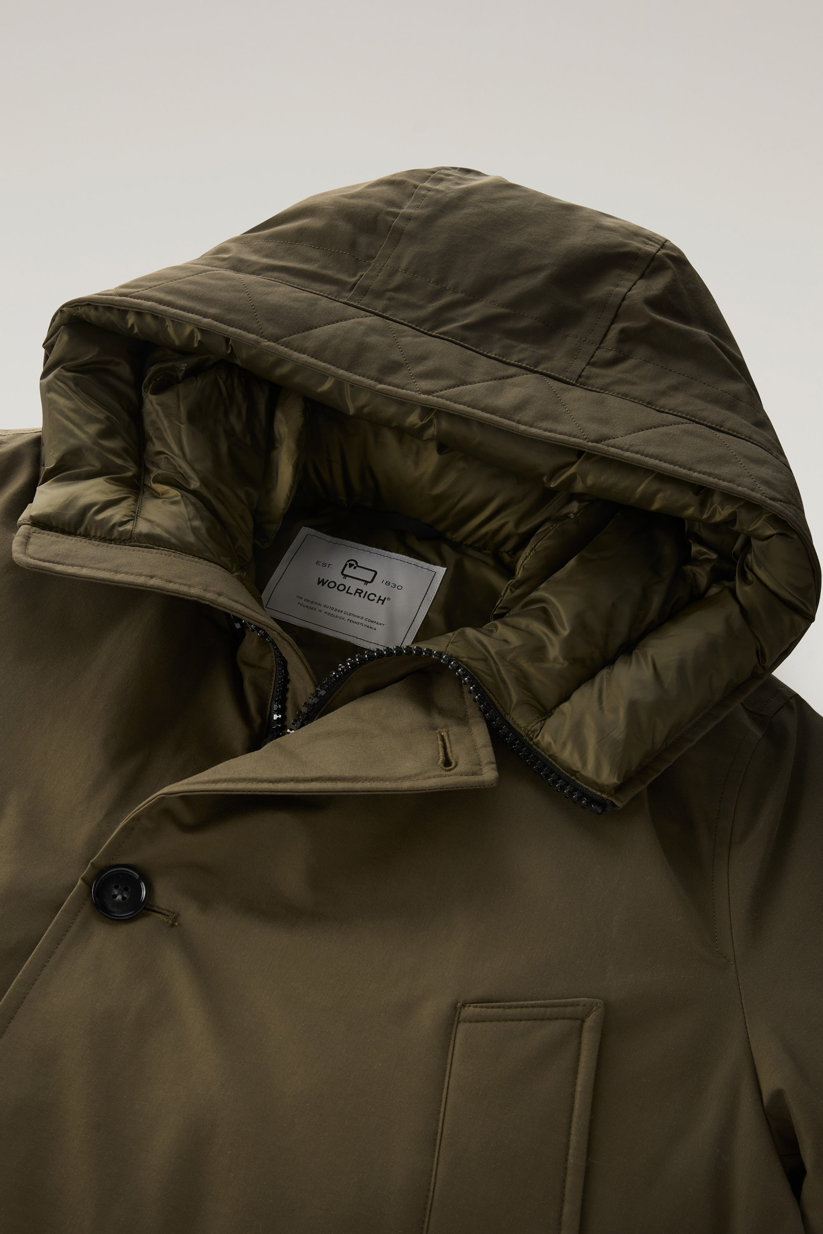 Men's Arctic Anorak in Ramar Cloth Green | Woolrich USA