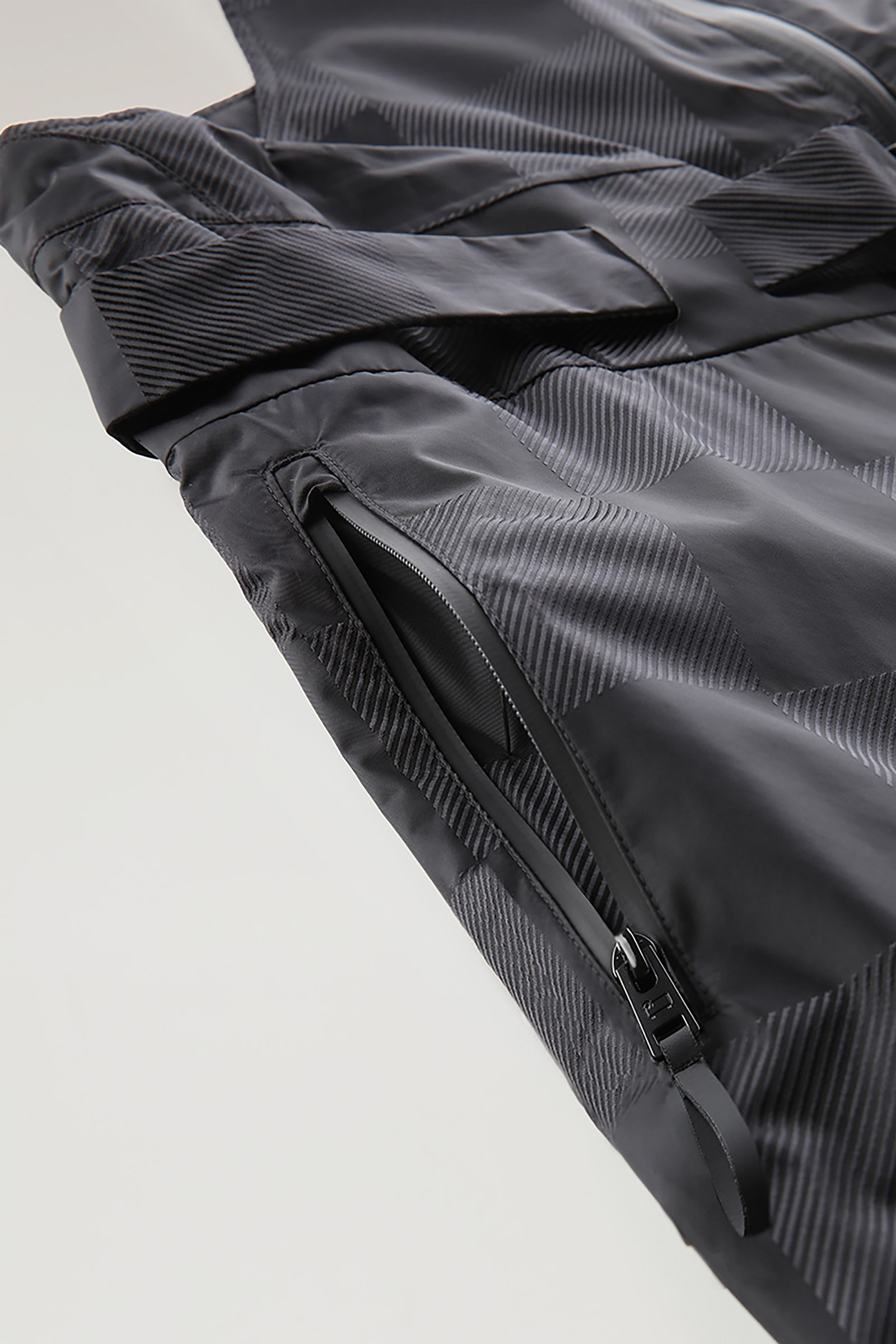 Men's Shelter Waterproof Overall Ski Pants Black | Woolrich USA
