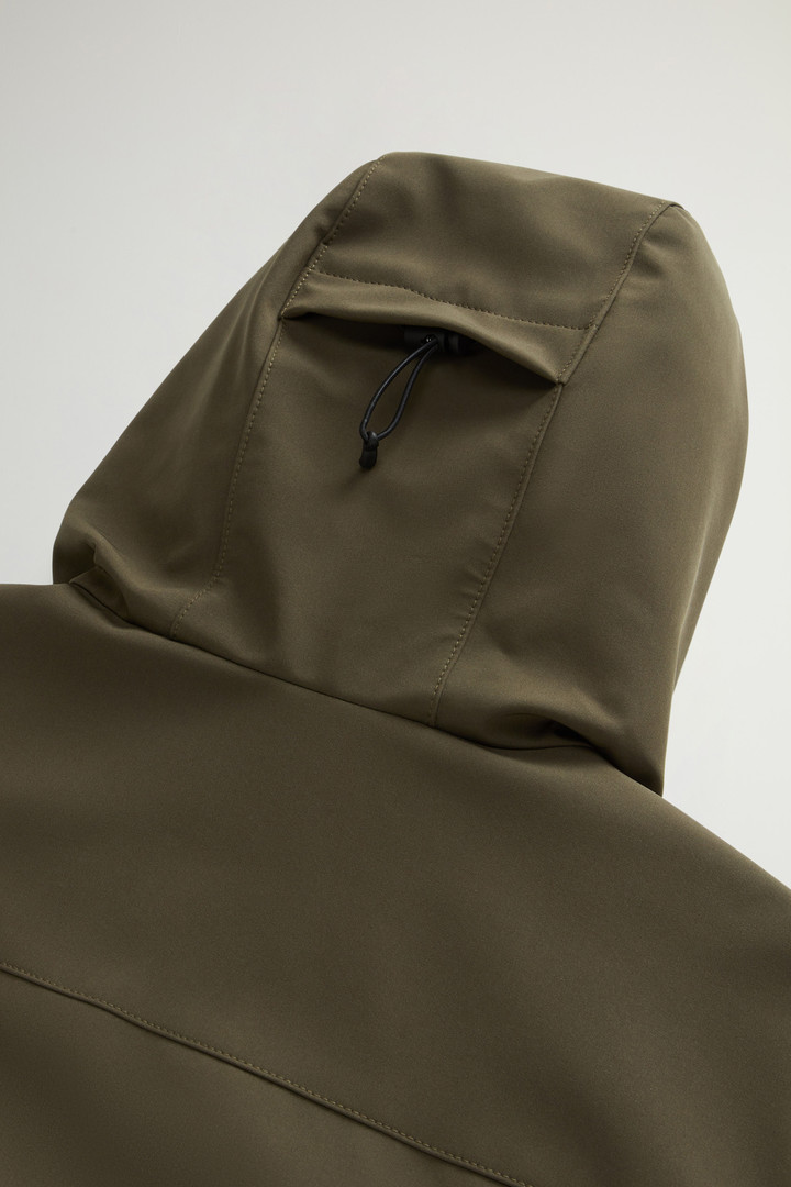 Pacific Jacket in Tech Softshell Green photo 7 | Woolrich