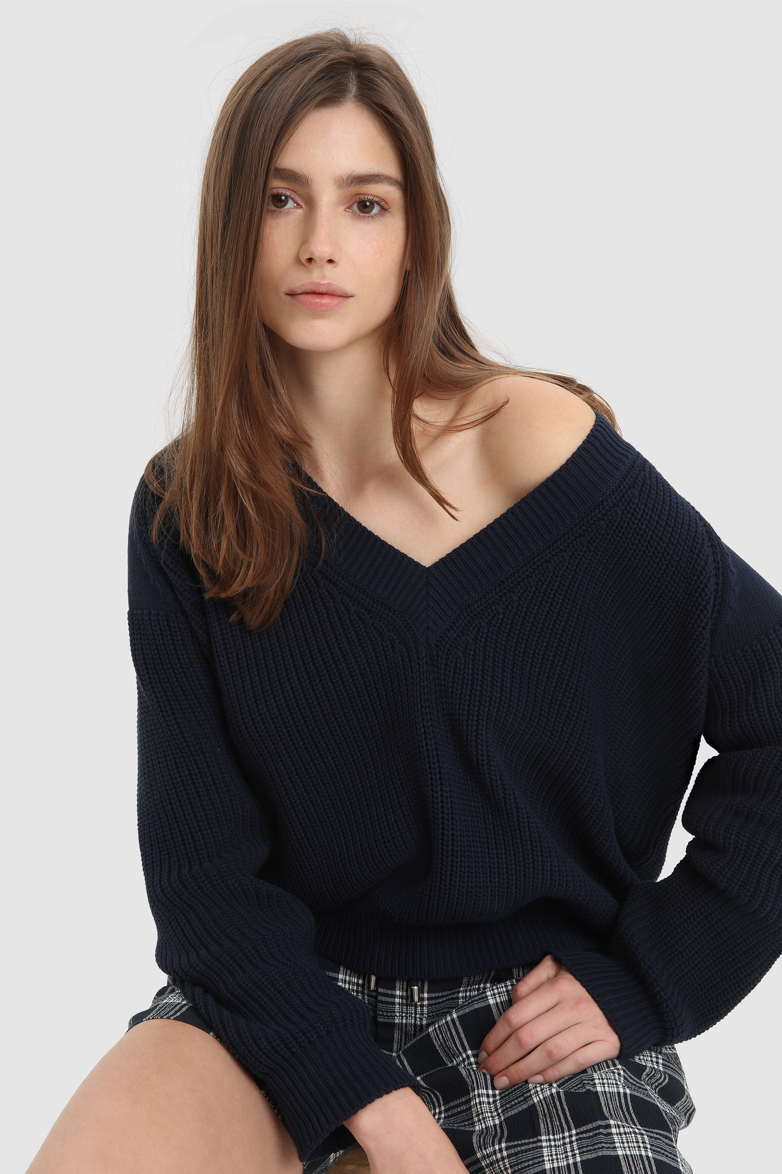 Pull à col en V en coton doux bleu photo 2 | Woolrich