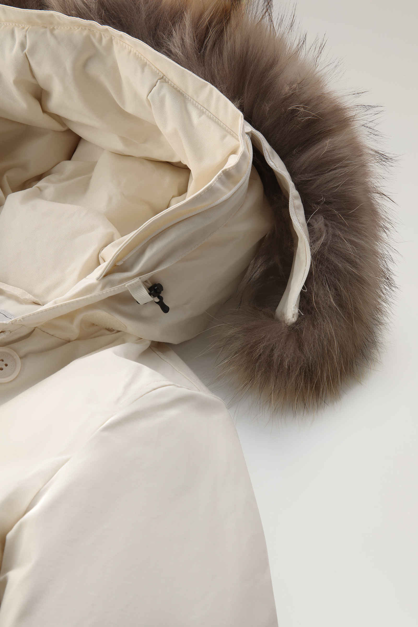 Arctic Parka in Ramar Cloth with Four Pockets and Detachable Fur Trim White photo 7 | Woolrich