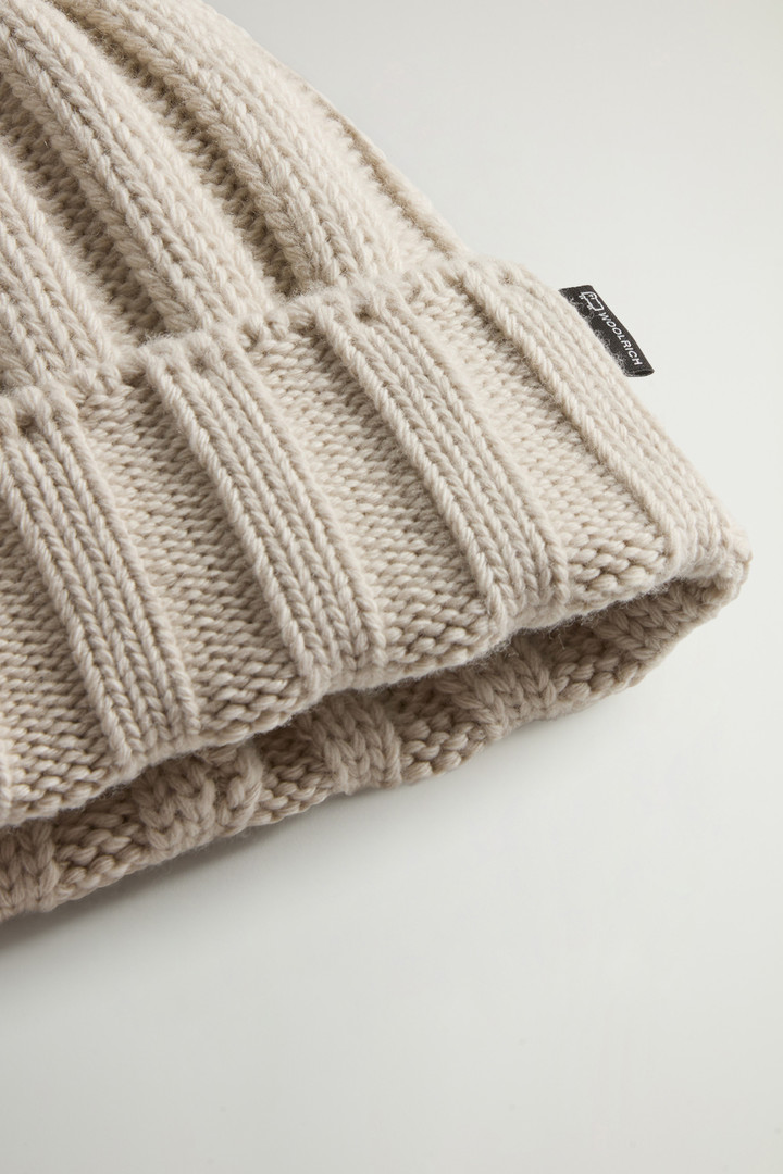Girls' Beanie in Pure Virgin Wool with Cashmere Pom-Pom Beige photo 3 | Woolrich