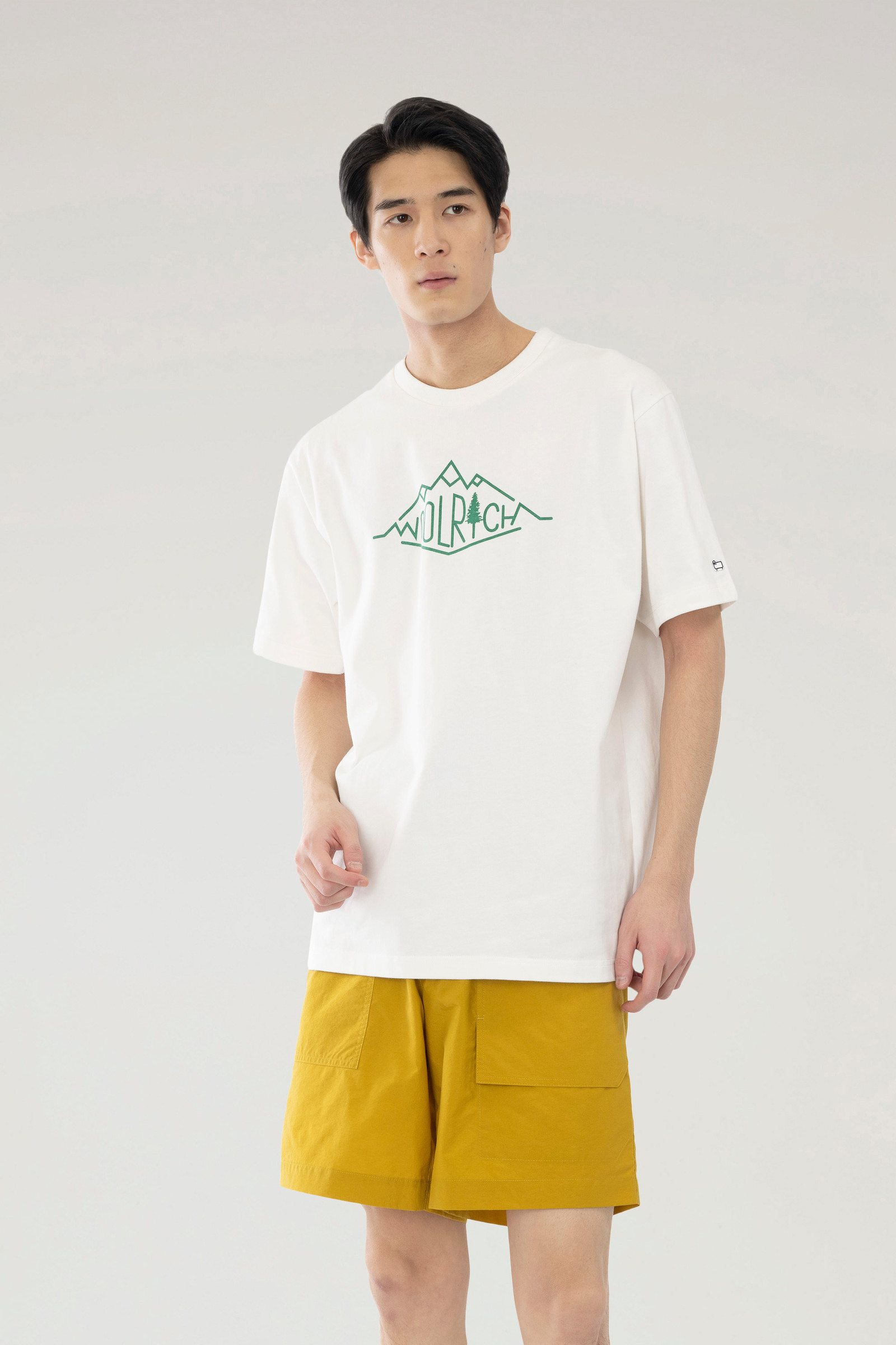 Mountainline T-shirt in Pure Cotton White | Woolrich