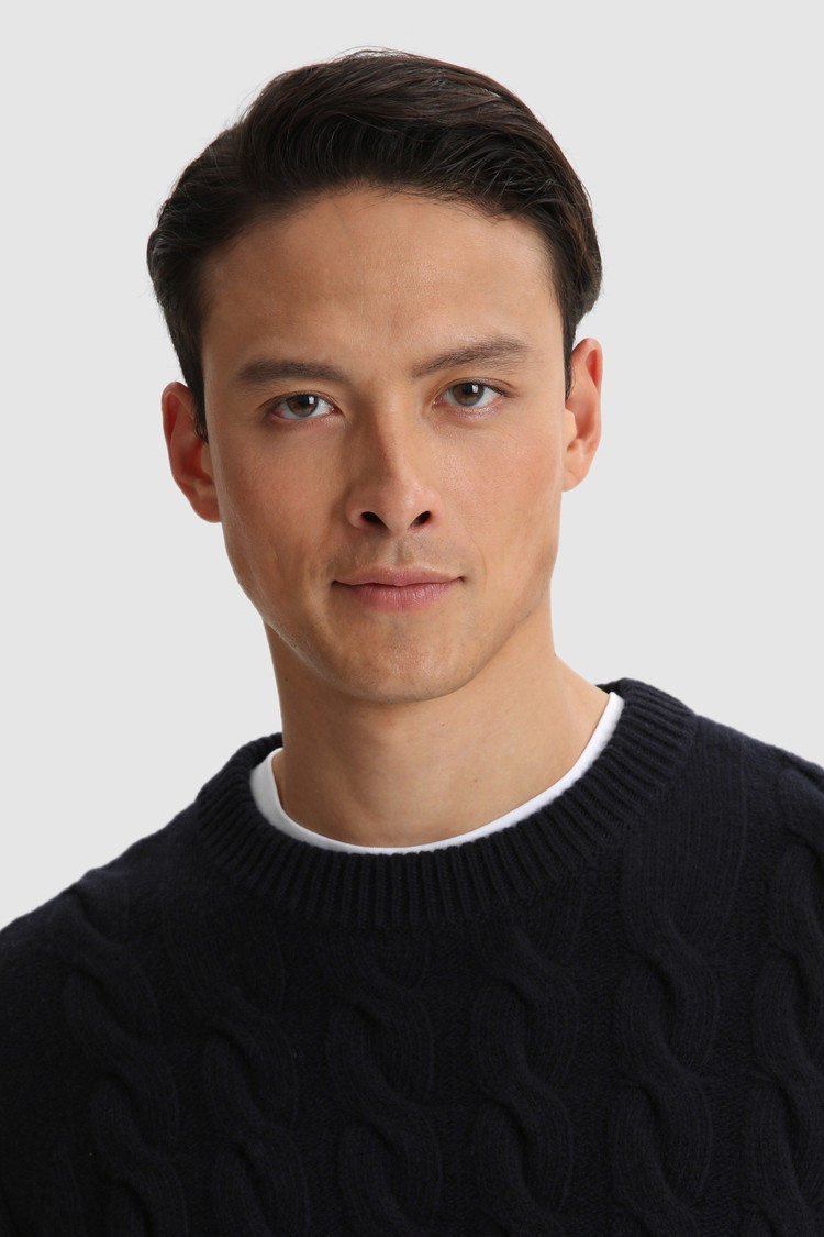 Pullover mit Rundhalsausschnitt aus reiner gewebter Wolle