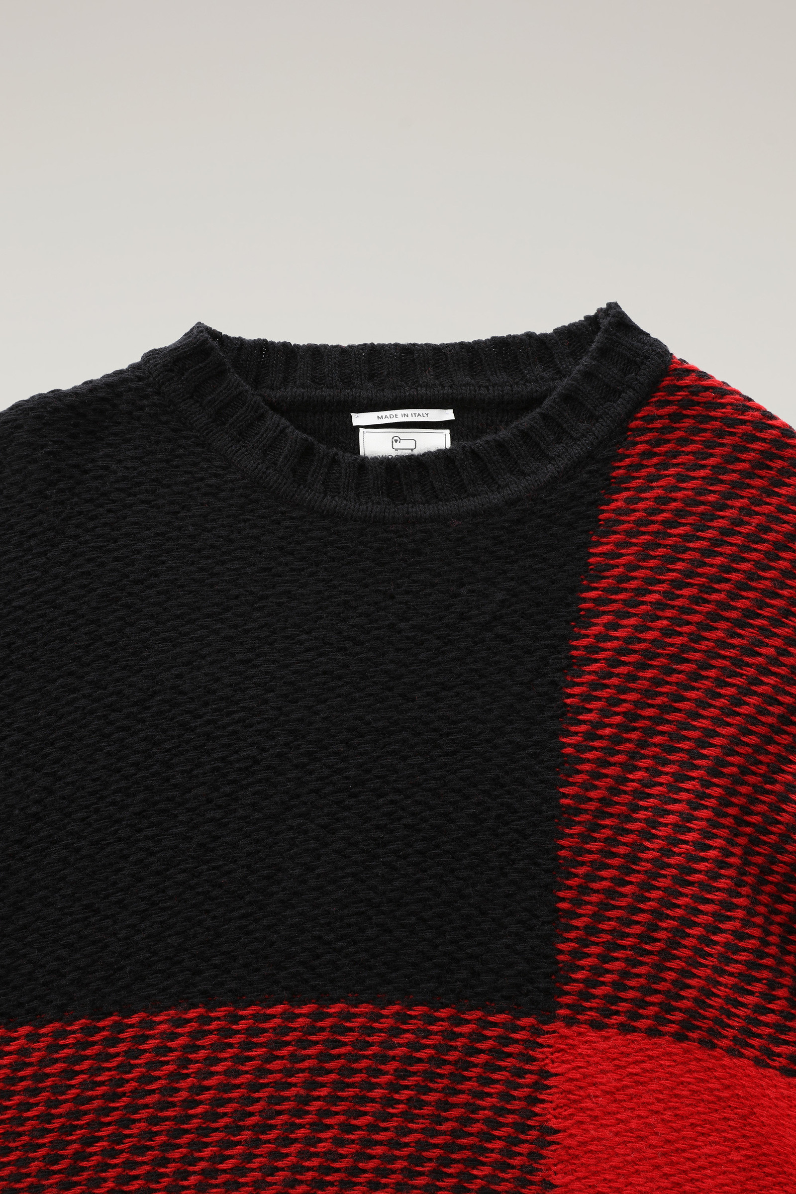 Unisex Crewneck with Buffalo Check Pattern photo 7 | Woolrich
