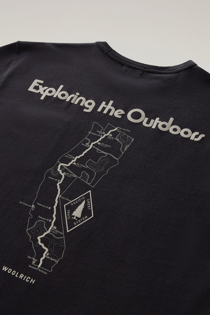T-Shirt aus reiner Baumwolle mit Trail-Print Schwarz photo 7 | Woolrich