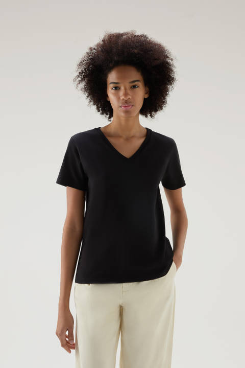 T-shirt à col en V en pur coton Noir | Woolrich