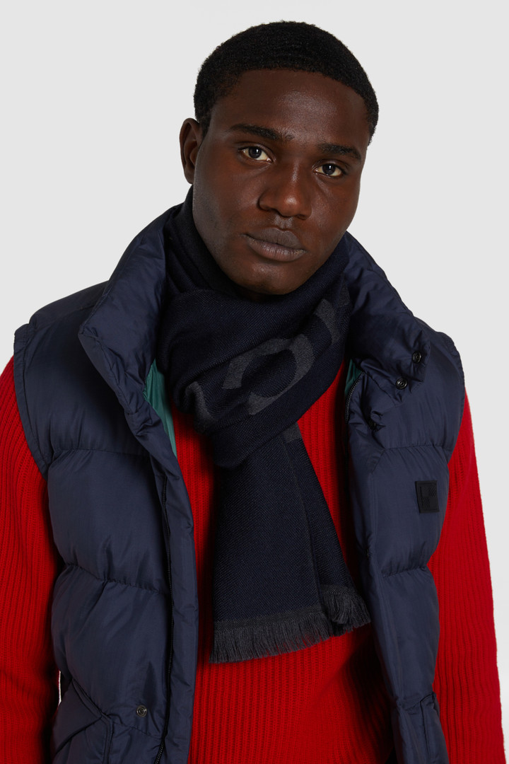 Wool scarf with maxi Woolrich logo